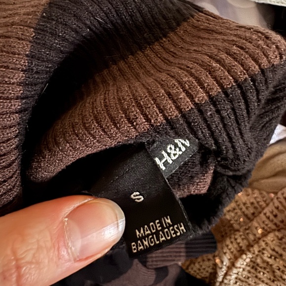 H&M Striped Turtleneck Sweater - Picture 5 of 5